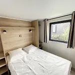 Tiny House Cosy Près De La Avec Piscine Et Parking - Fr-1-361a-94 *