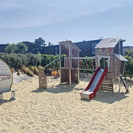 Hébergement de vacances Tiny House Cosy Près De La Avec Piscine Et Parking - Fr-1-361a-94 Jullouville